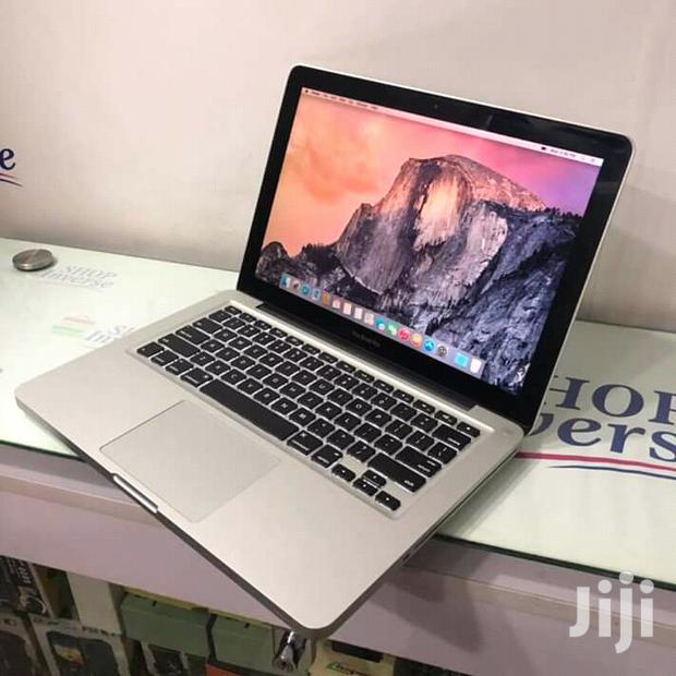 Apple Macbook Pro Corei5 500hd 8gbram 2.7ghz Backlights - main view