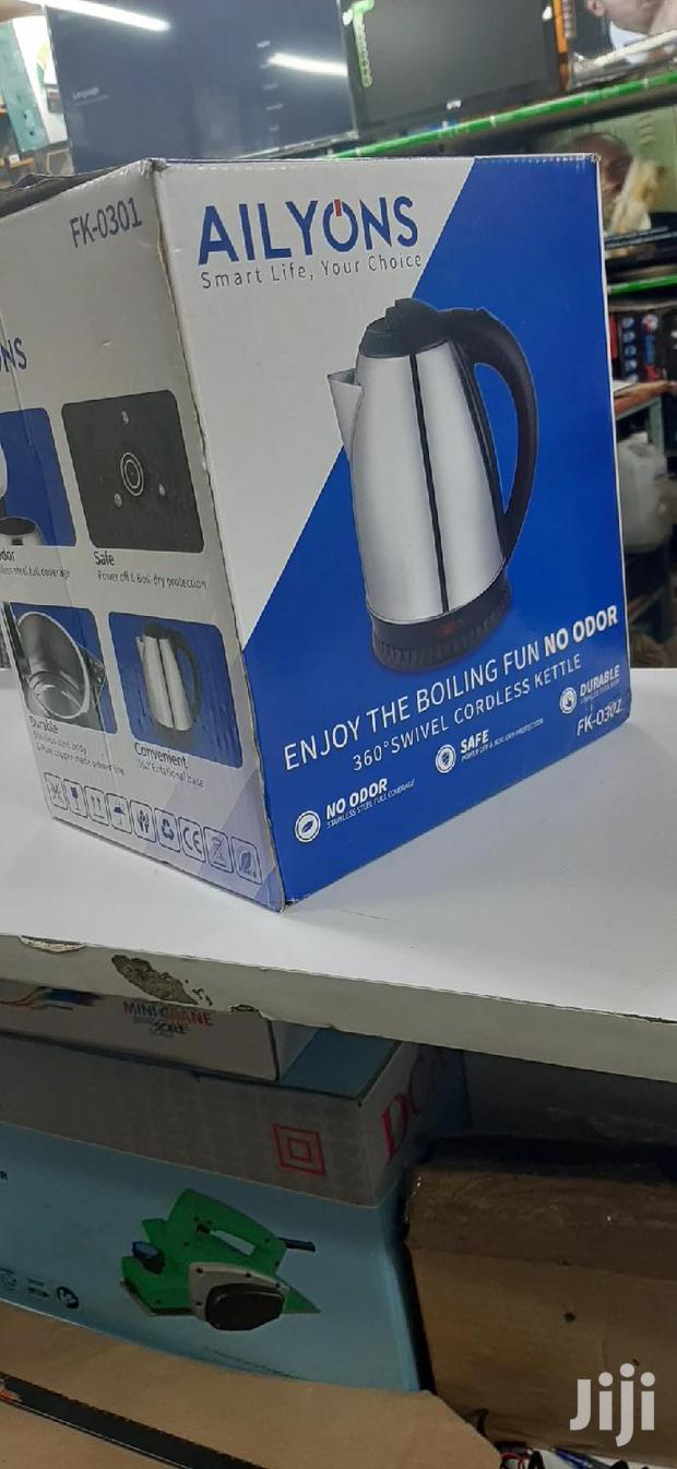 Hot Water Jug