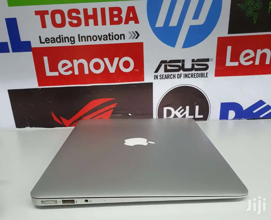 Laptop Apple MacBook Air 4GB Intel Core 2 Duo SSD 128GB