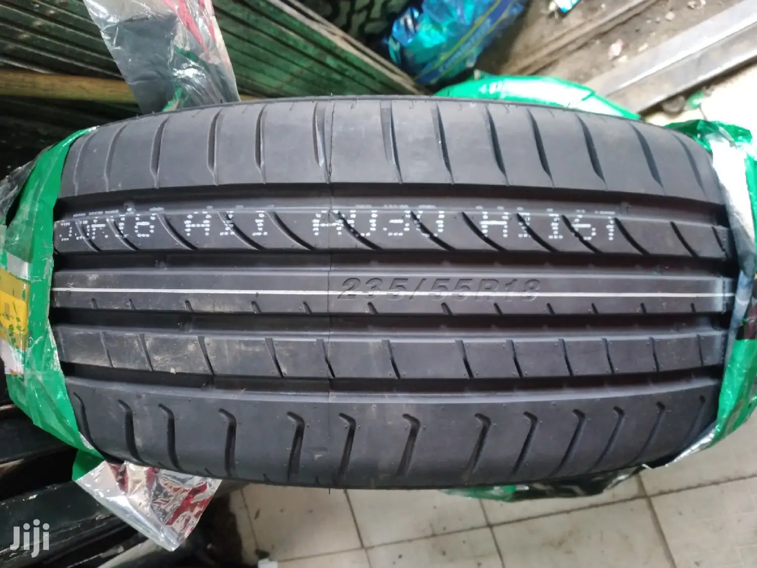 Boto Tires Sizes 235/55r18 100V Radial Tubeless.
