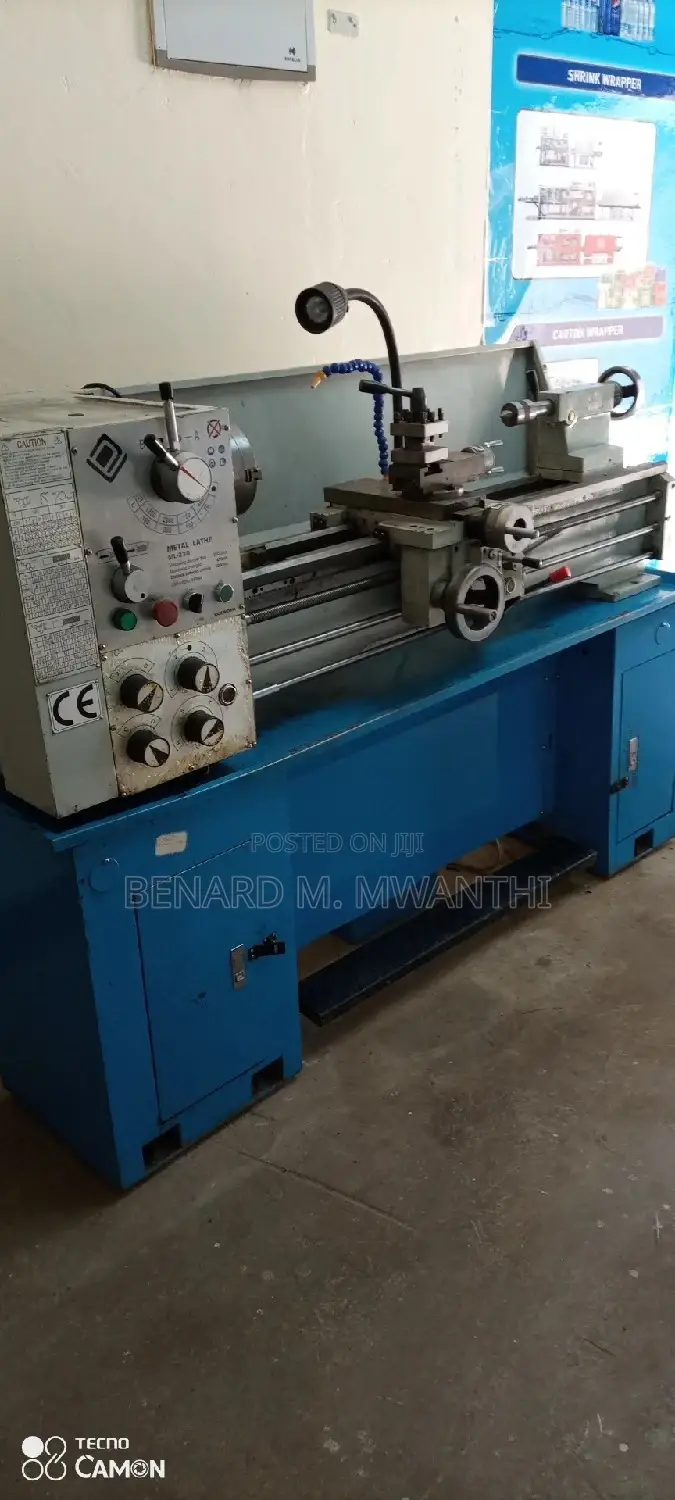 Metal Lathe Machine