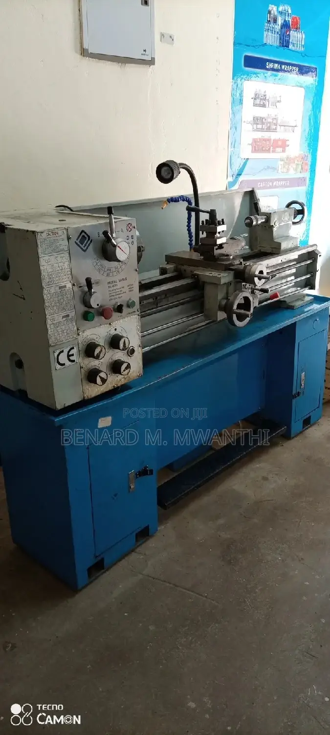 Metal Lathe Machine
