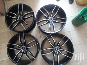 Mark X/Mercedes/Alphard/Noah/Crv/Voxy 20" Rims Set