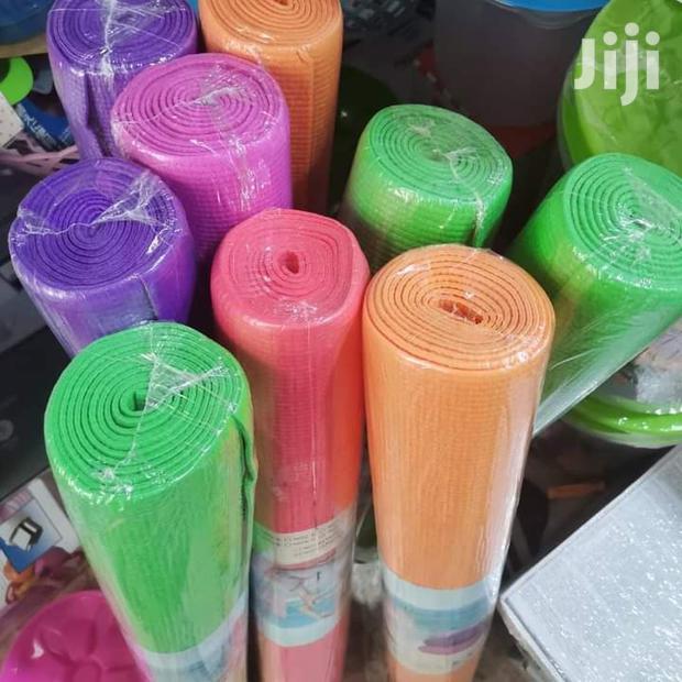 17mm Non Slip Yoga Mat - thumbnail 2