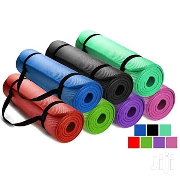 17 and 10mm Yoga Exercise Mats - thumbnail 2