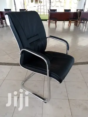 Smart Visitors Chair