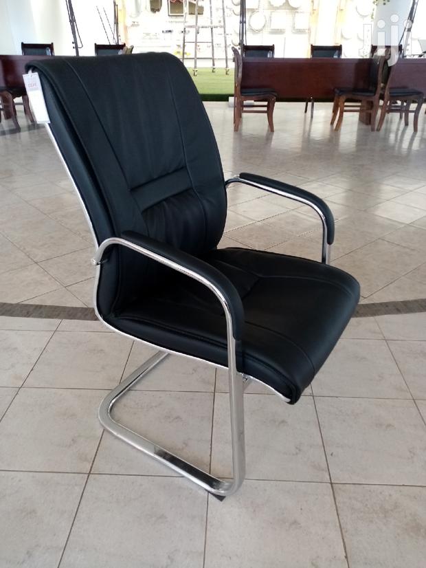 Smart Visitors Chair