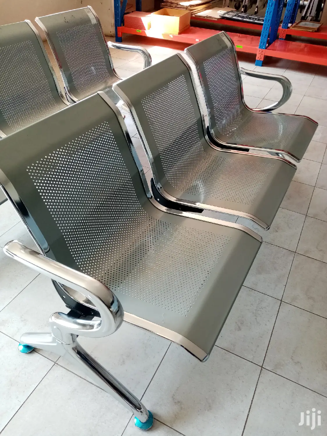Non Padded Linked Waiting Bench