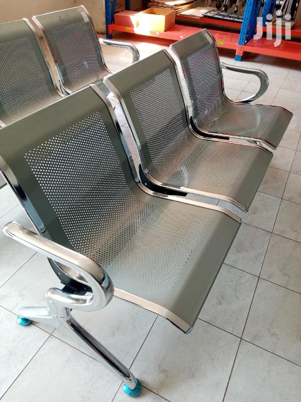 Non Padded Linked Waiting Bench