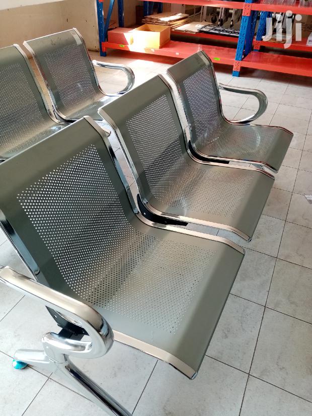 Non Padded Linked Waiting Bench