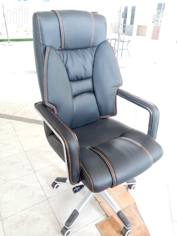 Exclusive Office Seat