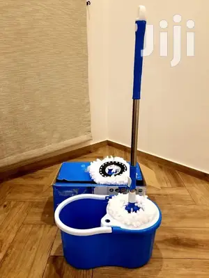 Spin Mop With Bucket