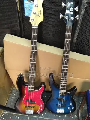Electric Bass Guitar Fender USA
