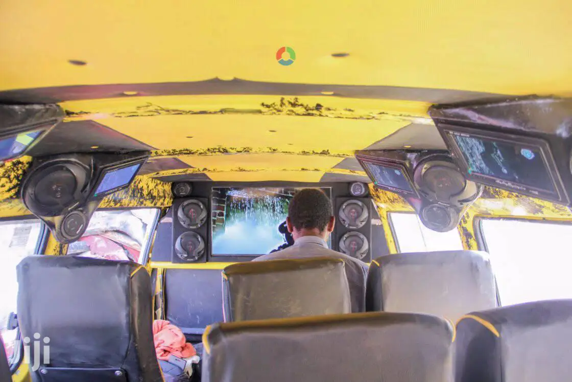 Car Audio Installation With Fiberglass Integration