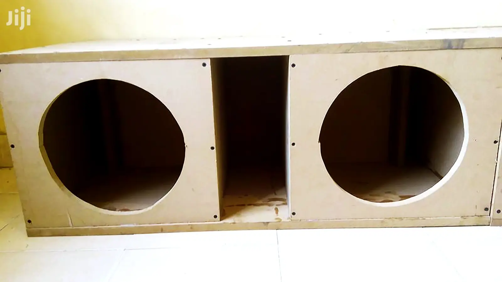 Car Audio Installation With Fiberglass Integration