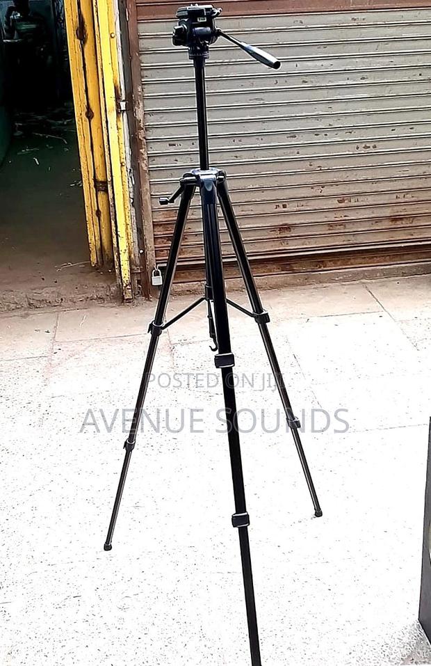 Tripod Adjustable Camera Stand