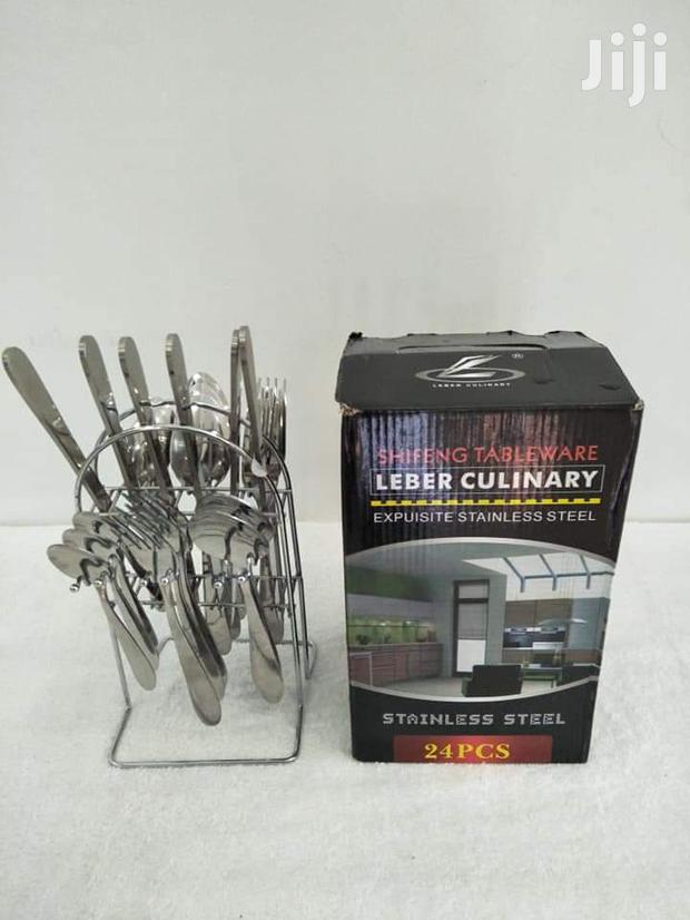 24pcs Stainless Steel Curtely Set