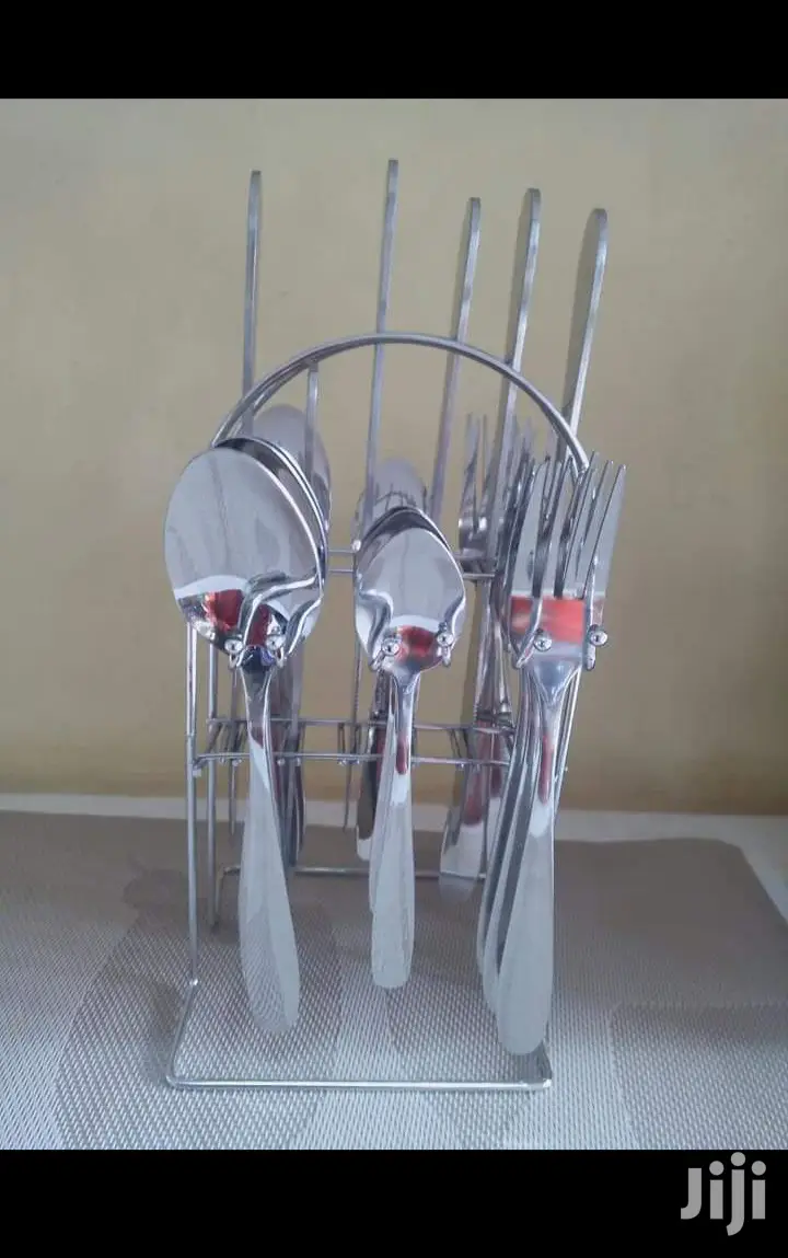 24pcs Stainless Steel Curtely Set