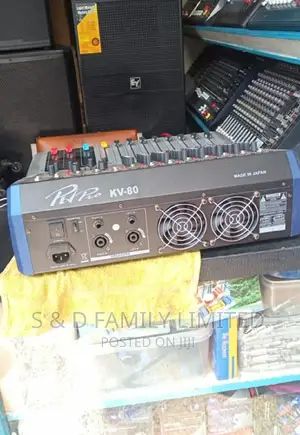 8 Channel Pevpro Powered Mixer