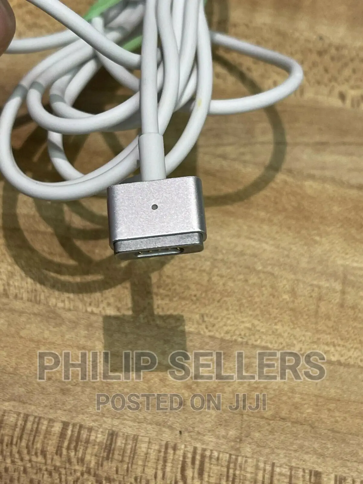 Genuine Apple 60W Magsafe 2 Adapter for Macbook Pro Retina A