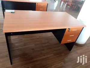 1.6m Office Desk