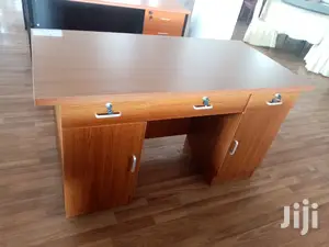 1.4m Office Desk