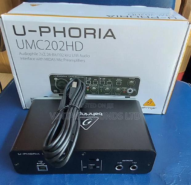 Behringer U-phoria Umc202hd USB Audio Interface - thumbnail 5