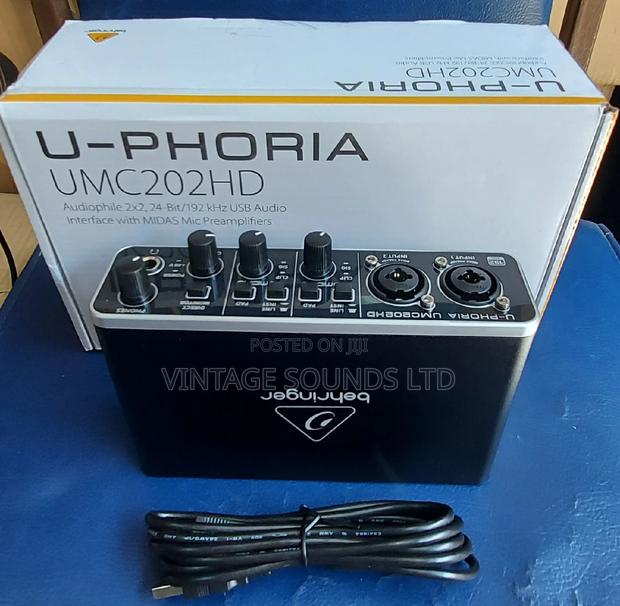 Behringer U-phoria Umc202hd USB Audio Interface - thumbnail 4