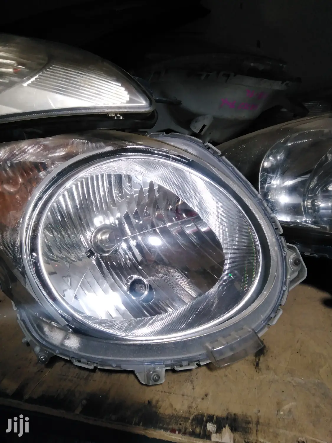 Suzuki Alto Headlights