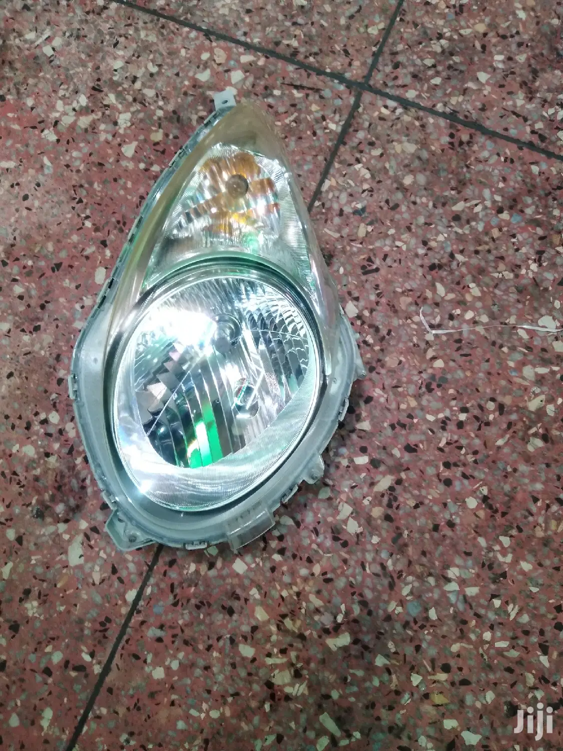 Suzuki Alto Headlights