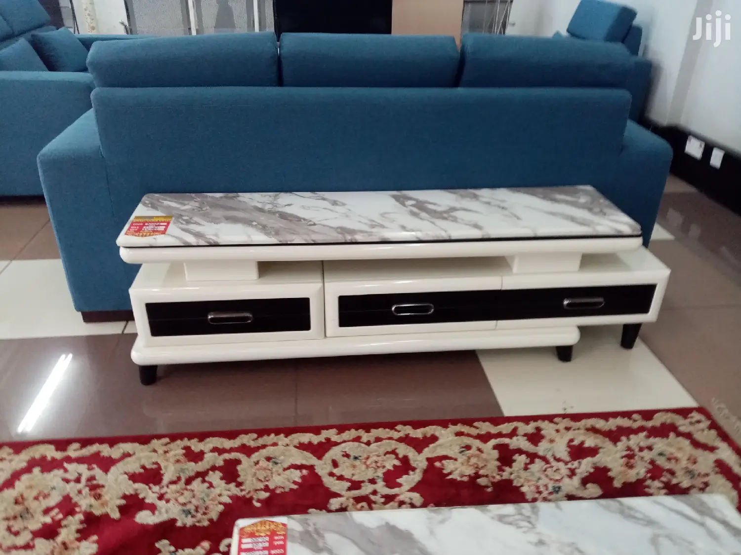Extendable Pure Marble TV Stand