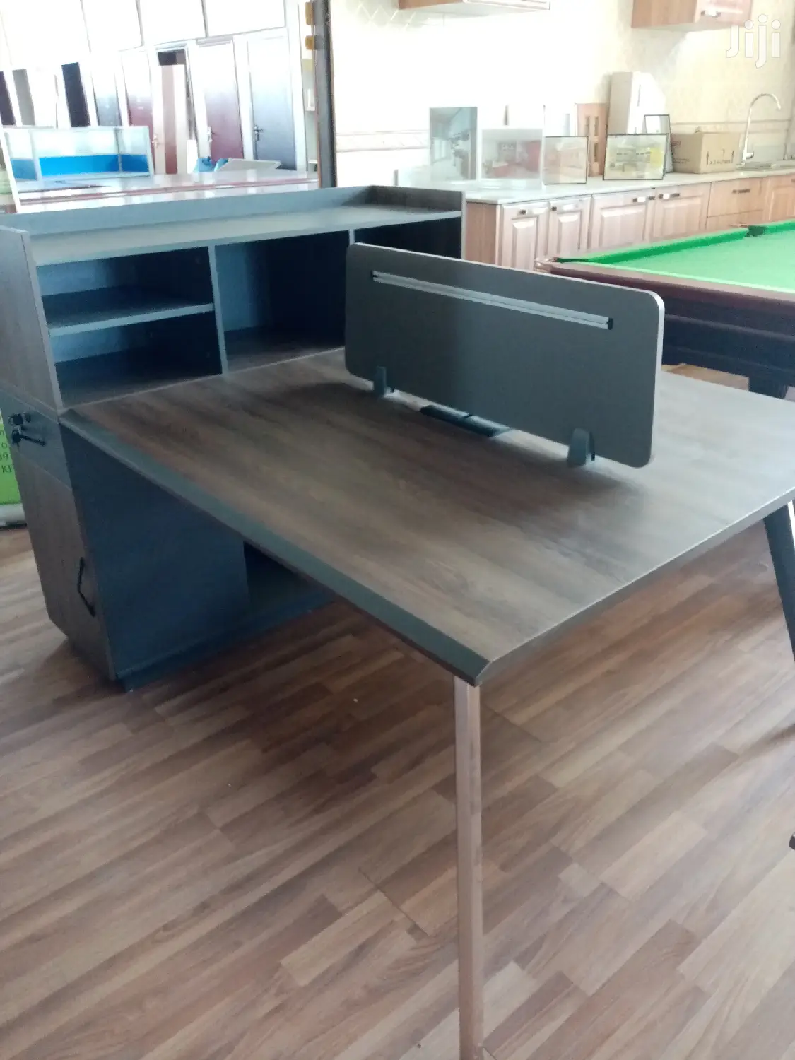 Classy 2 Way Workstation