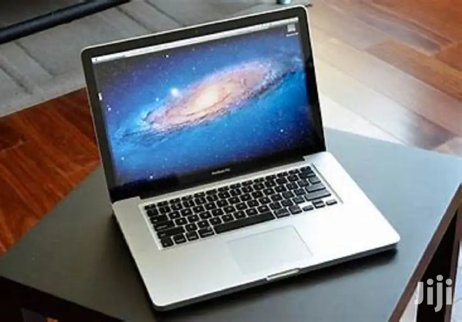 Laptop Apple MacBook Pro 4GB Intel Core I5 HDD 500GB