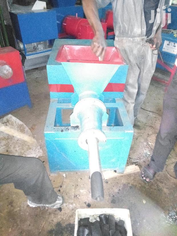 New Briquette Machine-Hollow Hexagon Type - thumbnail 3