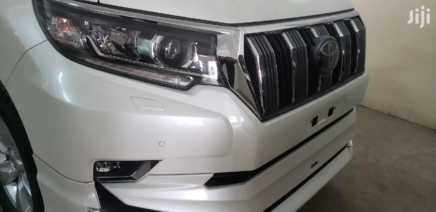 Toyota Land Cruiser Prado 2017 GX White