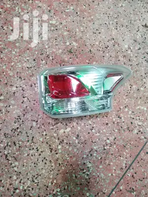Mitsubishi Outlander 2012 Taillights/Backlights/Rear Lights