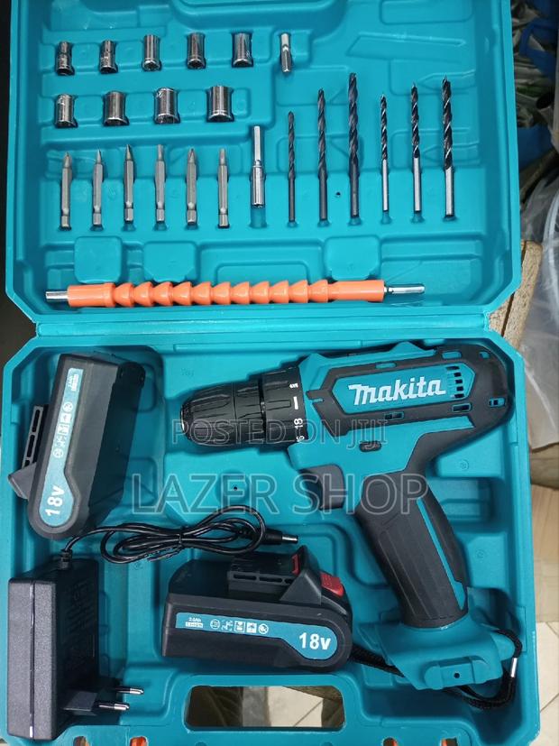 18v Makita Rechargeable Drill - thumbnail 5