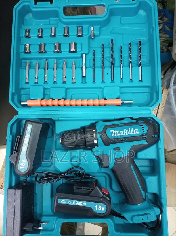 18v Makita Rechargeable Drill - thumbnail 4