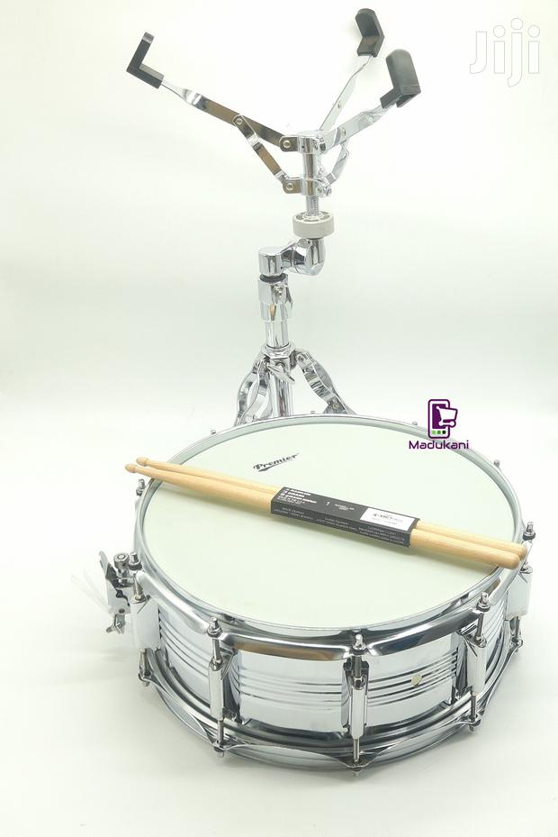 Complete Snare Drum With Stand and Sticks - thumbnail 2