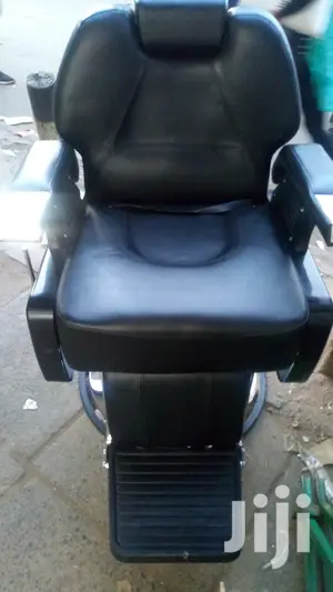Executive Barber Chair