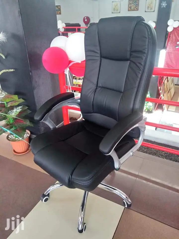 Executive Office Seat