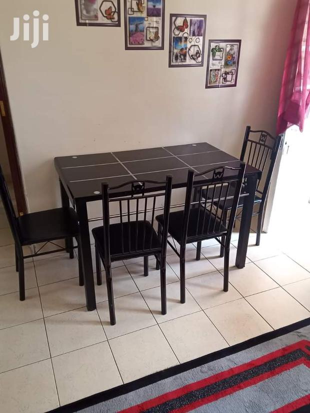 4 Seater Dining Table