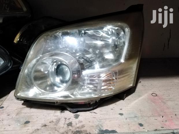 Noah 2008 Headlights Xenon