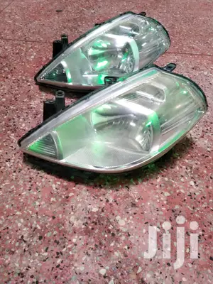 Nissan Tiida Headlights