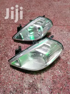 Nissan Tiida Headlights