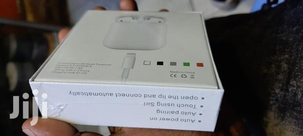 I12 TWS Wireless Earbuds - thumbnail 2