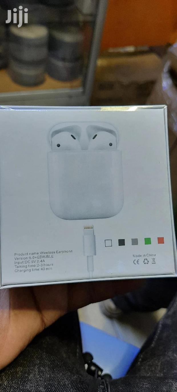 I12 TWS Wireless Earbuds - thumbnail 3