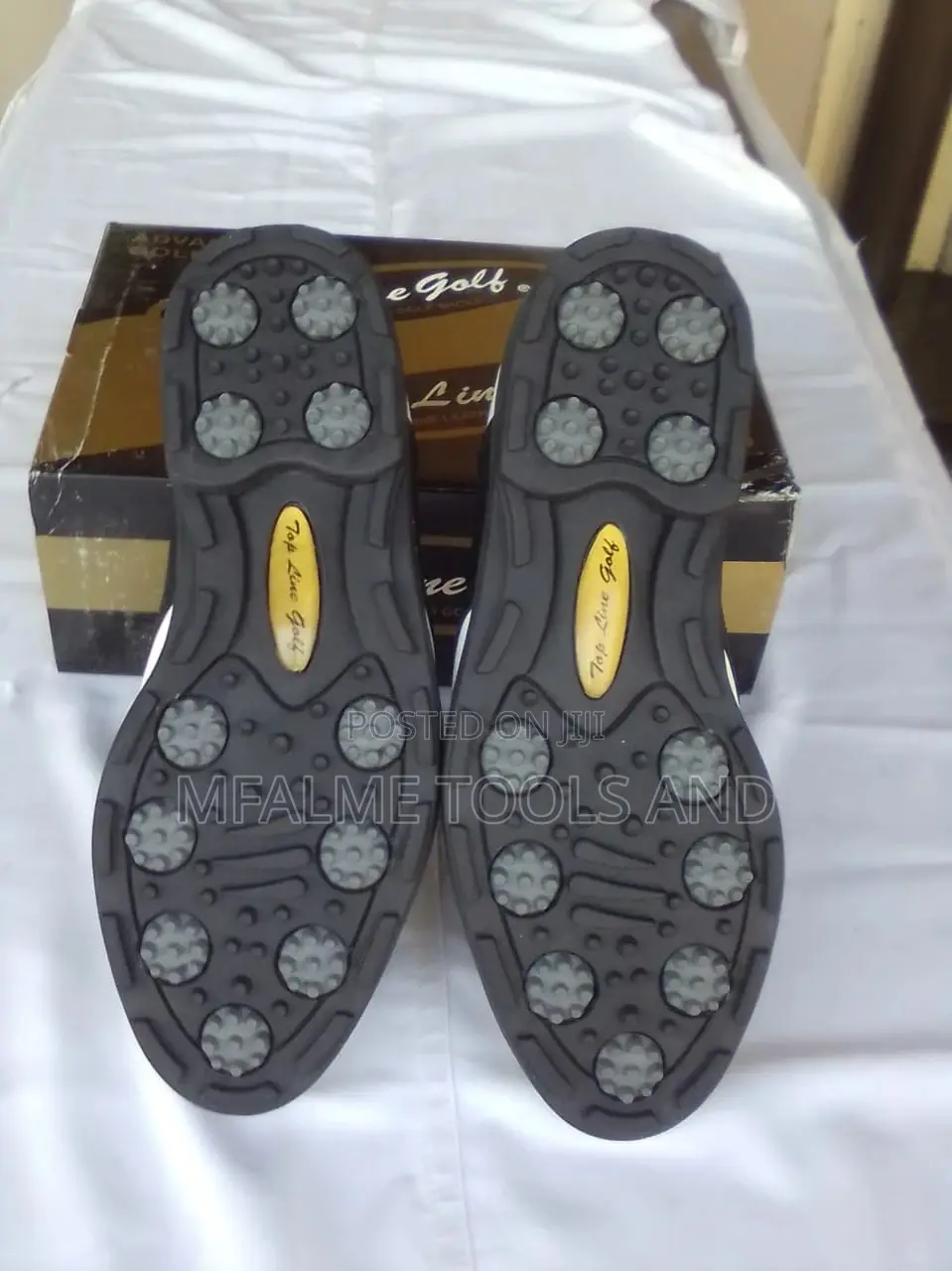 Sale! Sale! Genuine Leather Men Golf Shoes Plastic Spikes Ex-Uk