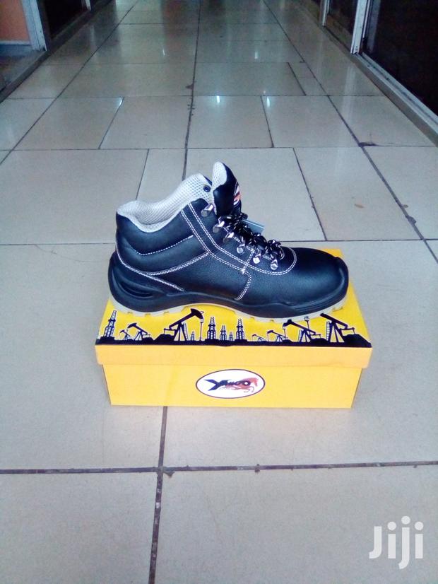 Yamato Quality Safety Shoe - main view