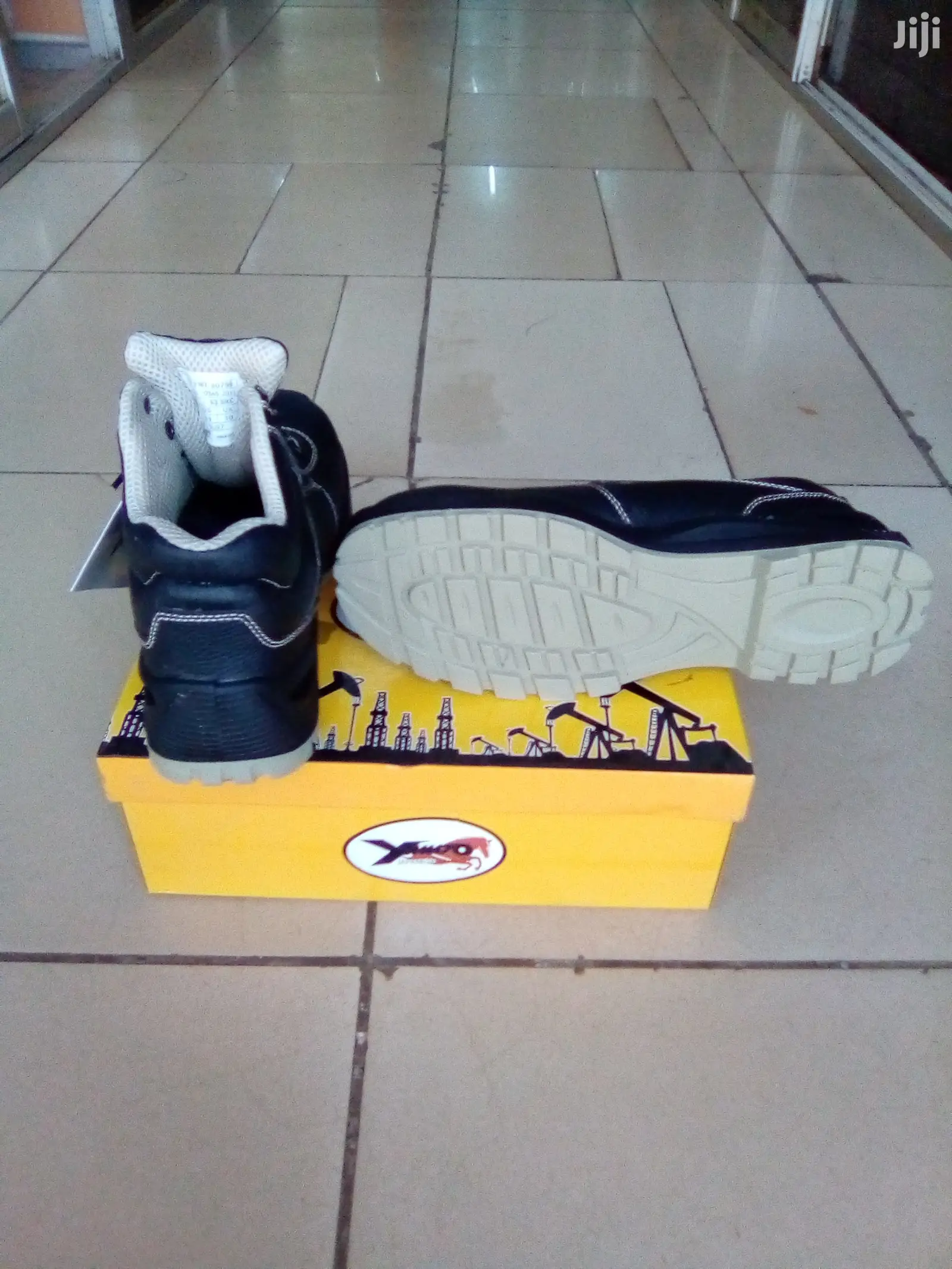 Yamato Quality Safety Shoe